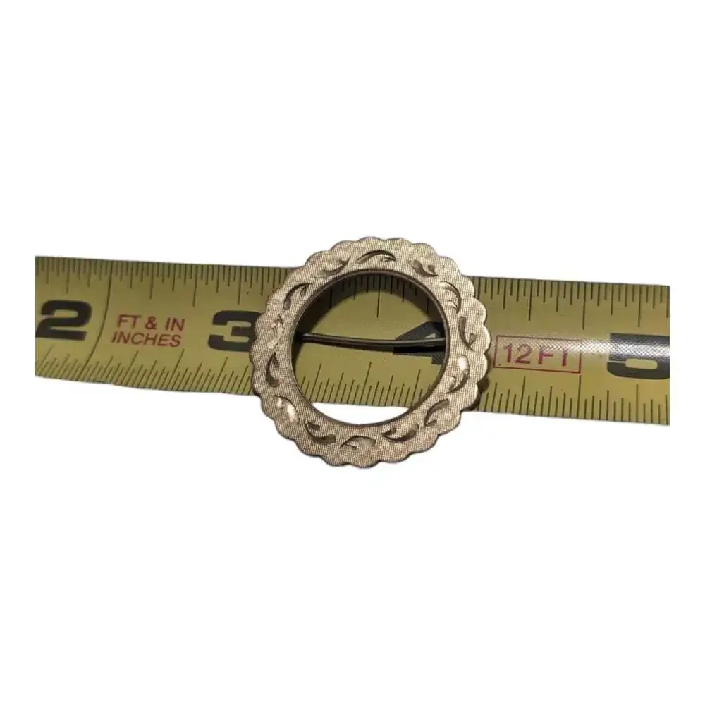 Vintage LaMode Gold Filled‎ Brooch Etched Wreath Circle Pin Estate JewelryLaMode